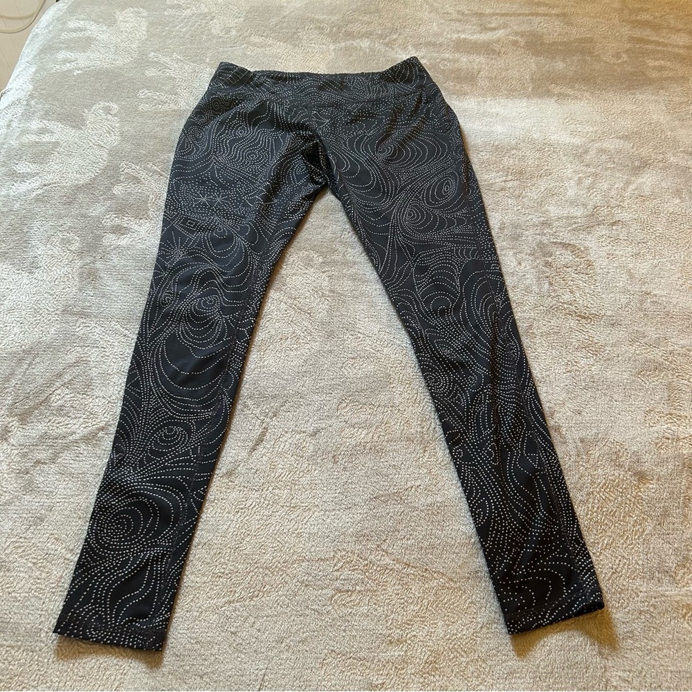 Mossimo brown gray with white dot pattern leggings Size M